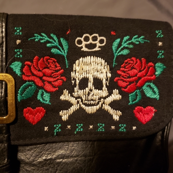 Loungefly envelope clutch - Picture 1 of 8